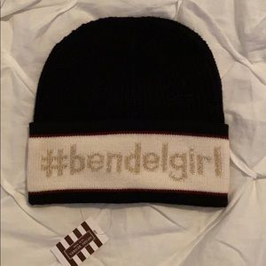 NEW NWT Henri Bendel Beanie Knit Cap Hat
